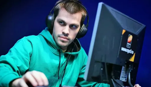OverDrive: HooXi намекнул, что уровень TaZ, как тренера, под вопросом