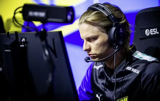 Близкая карта и два разгрома – NaVi прошла во второй этап отбора BLAST Bounty Fall 2025