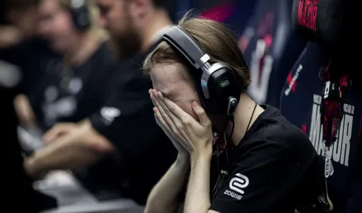 Матч Spirit – MOUZ стал самым популярным в 2025 году – в пике 1,4 млн зрителей