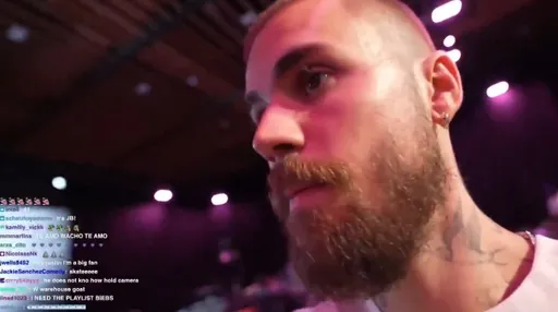 Джастин Бибер начал стримить на Twitch