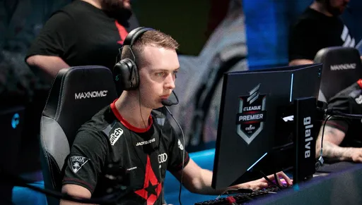 Astralis и GamerLegion одержали первые победы на RMR-турнире