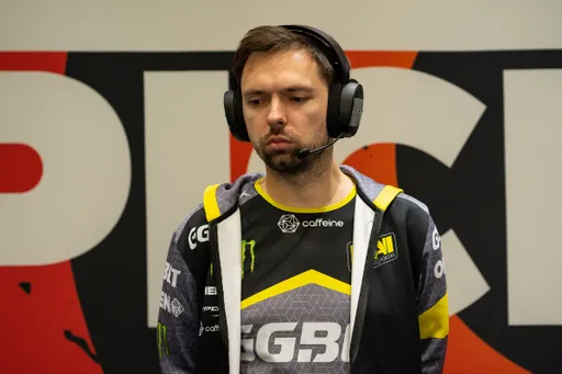 B1ad3 высказался об игровой форме NaVi на BLAST Premier: Spring Finals 2022