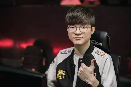 Fy: после кика poyoyo из Vici Gaming, его больше никто не видел