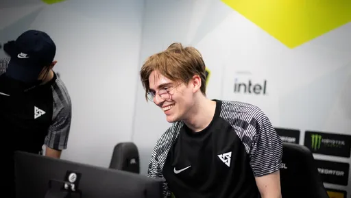 Sneyking и skiter высказались об уходе из Tundra Esports