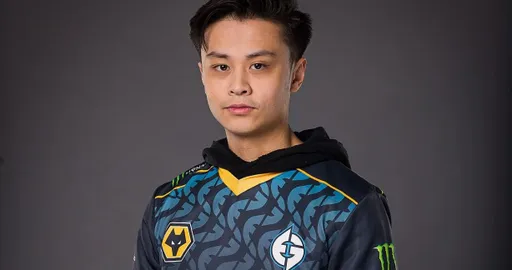Stewie2K о матче с MOUZ: победа над лучшей командой мира вполне ожидаема