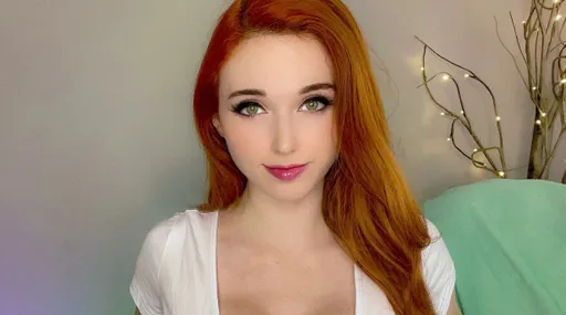 Amouranth: Maddyson даже по-английски разговаривать не может