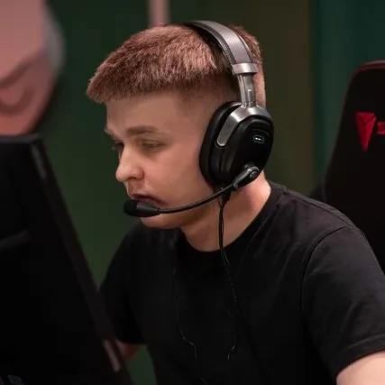 Алексей Qikert Голубев