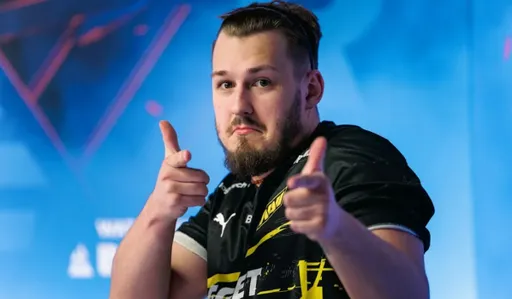 NaVi, Team Vitality и MOUZ начали выступление на RMR с победы