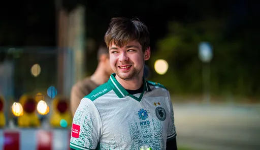 Team Falcons сразится с Team Yandex за выход в финал FISSURE PLAYGROUND 2