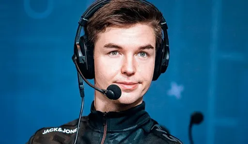 Dev1ce занял 11 строчку в топе лучших игроков 2023 года от HLTV