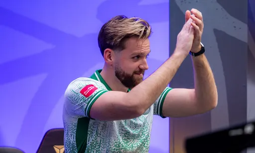 Falcons разгромила FaZe и находится в одной победе от плей-офф PGL Cluj-Napoca 2026