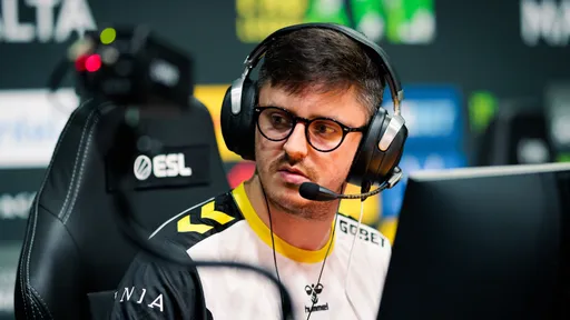 ApEX продлил контракт с Vitality до 2026 года