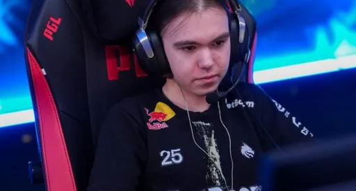 Donk: лагал ПК на PGL Astana, как хорошо, что на Train любой бот может набивать