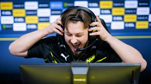 NaVi сыграет с FaZe за выход в четвертьфинал плей-офф ESL Pro League Season 18