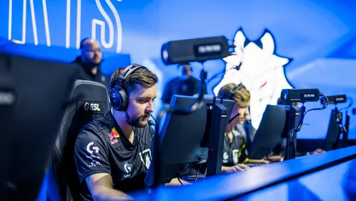 HooXi победил в клатче 1x2 с AWP в матче против VP на Gamers8 2023