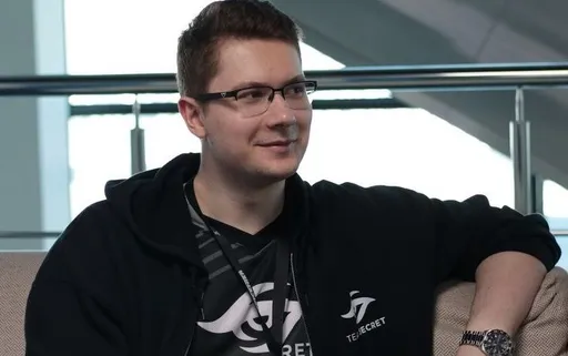 Virtus.pro сыграет вместе с Puppey на FISSURE Universe Episode 6