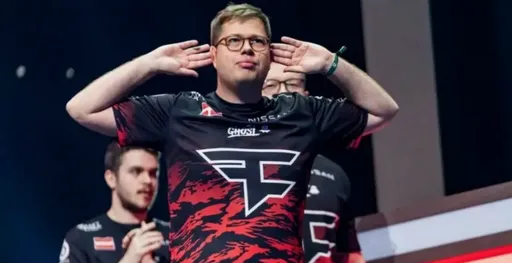 Лузстрик FaZe Clan достиг пяти поражений подряд