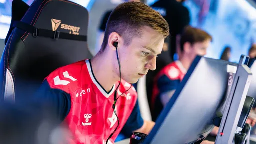 Astralis выбила Complexity Gaming из BLAST Premier: Fall Groups 2023