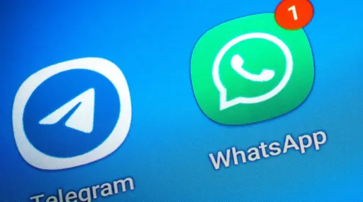 Роскомнадзор ограничивает работу WhatsApp* и Telegram для противодействия преступлениям