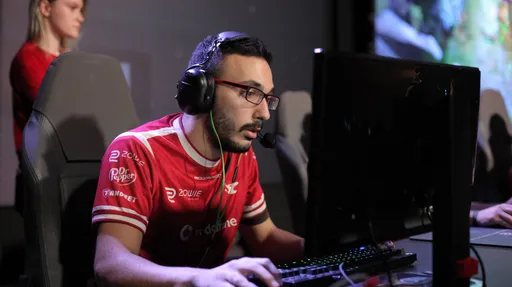 SkyLark преодолел отметку в 11 тысяч MMR в Dota 2