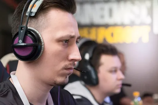 PCH3LK1N: cтабильно в CS2 смотрится только FaZe