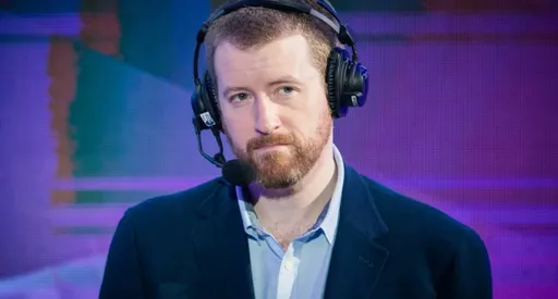 Thorin сравнил анонсы организаций об изменениях в составах со спотыкающимися людьми