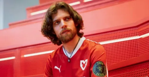 ArsZeeqq о Seleri и MOUZ: вся команда должна стоять на коленях перед ним