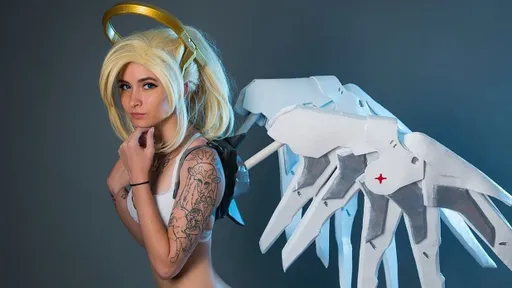 Mercy – самый сильный и сексуальный саппорт Overwatch