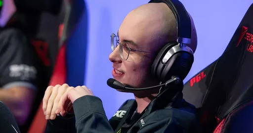 NaVi сенсационно выбила Tundra Esports с PGL Wallachia S5