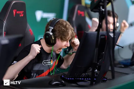 KENSI о вылете forZe с PGL Major Antwerp 2022: не справились психологически