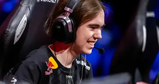 Team Spirit превзошла 3DMAX по винрейту на картах в первом матче EPL S23