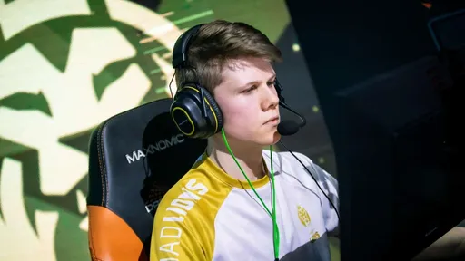 Lucky сыграет за Astralis, а Bubzkji заявлен за Vitality — появились составы на RMR-турнир для Европы