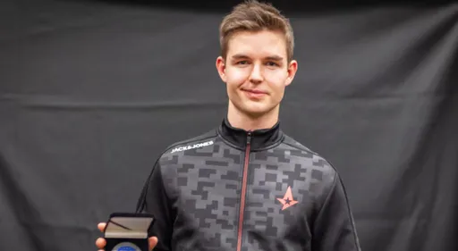 Device: прошли на BLAST Premier: Spring Final, но я разочарован своей игрой