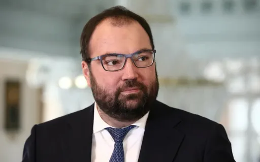 Министр цифрового развития даст разъяснения о штрафах за поиск экстремизма в Госдуме