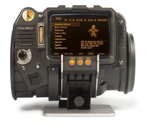 Pip-Boy 3000 из вселенной Fallout