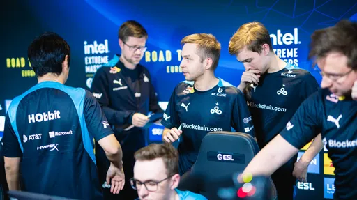 Cloud9 сместила G2 с пятого места в рейтинге HLTV