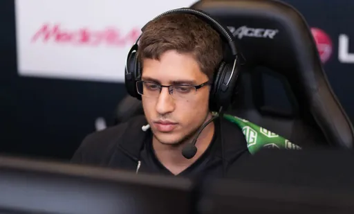 AVULUS покинула PGL Wallachia Season 4