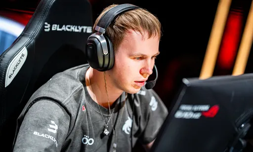 Team Spirit победила FaZe Clan и сыграет за выход в плей-офф StarLadder Budapest Major 2025