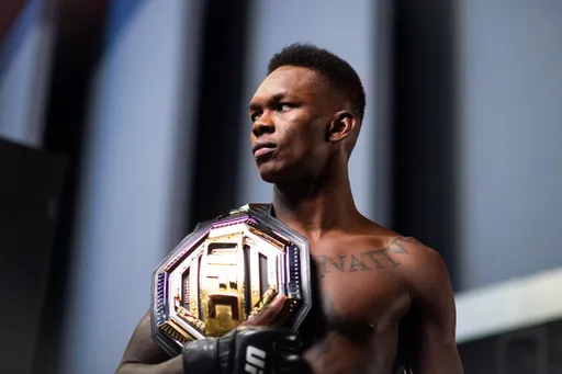 Действующий чемпион UFC Исраэль Адесанья снялся в рекламе Elden Ring