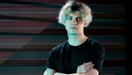 deko возглавил ладдер FACEIT с 4 тысячами ELO