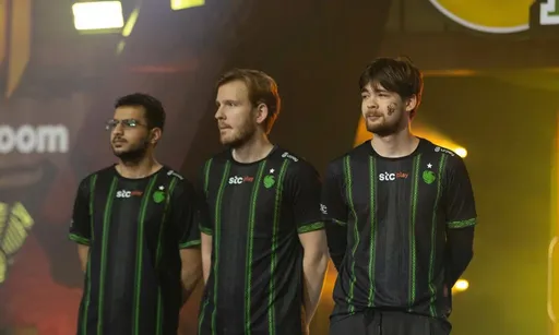 Team Falcons заменила SabeRLight- на Corrupted после поражения от Liquid