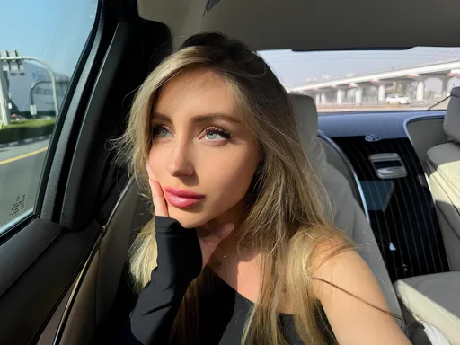 Юлия Вавилова – криптокоуч и девушка задержанного Павла Дурова*