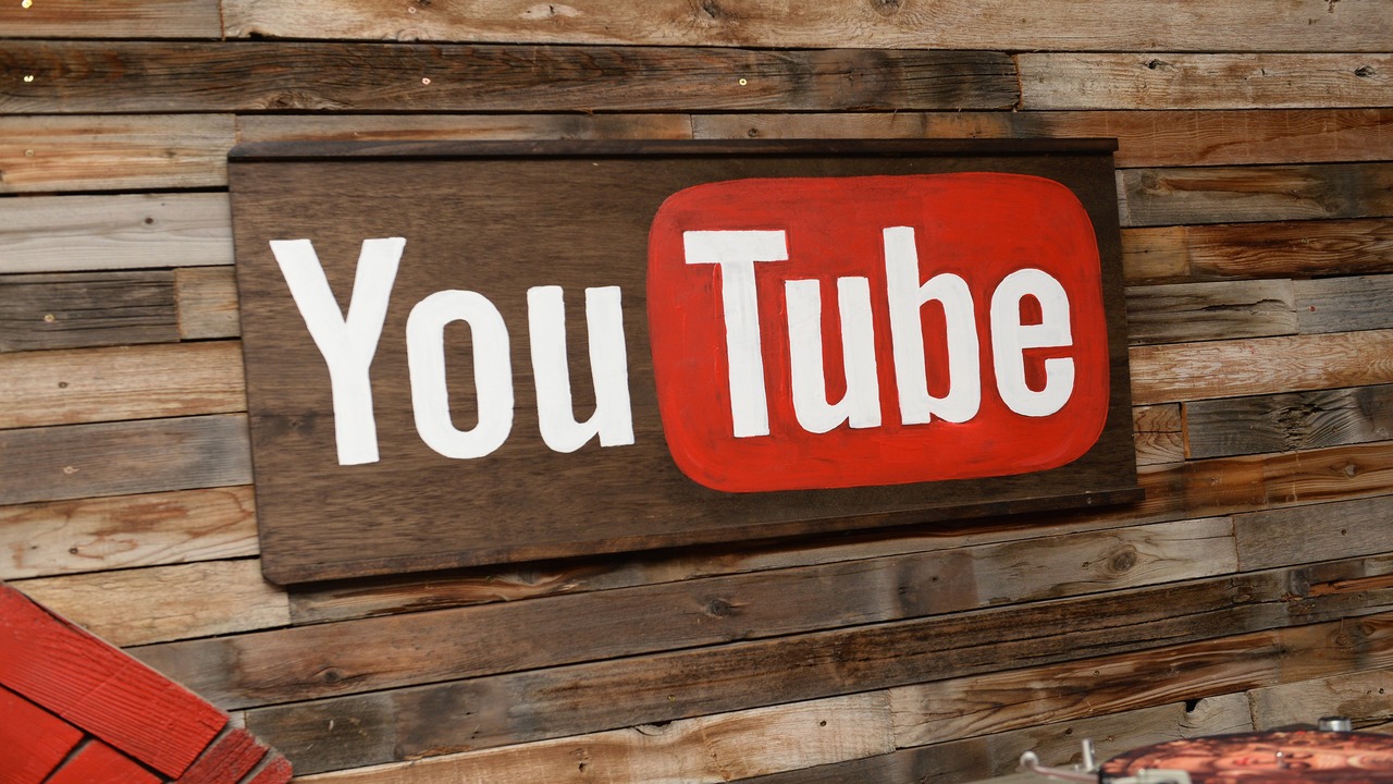 YouTube попадает под поправку о деанонимизации в мессенджерах