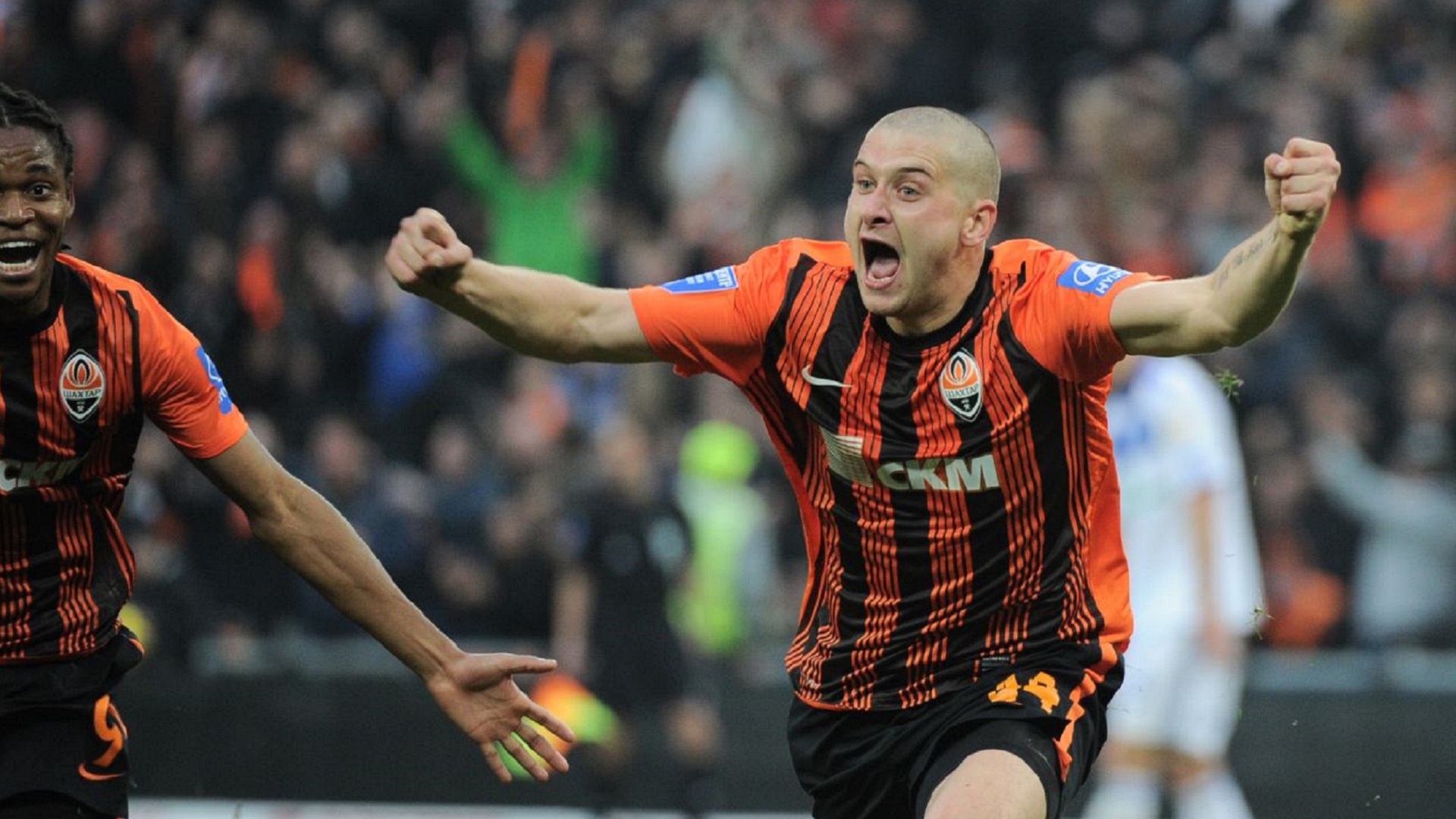 Ярослав Ракицкий и Мохамед Салах вошли в 19-ю команду недели FIFA 23