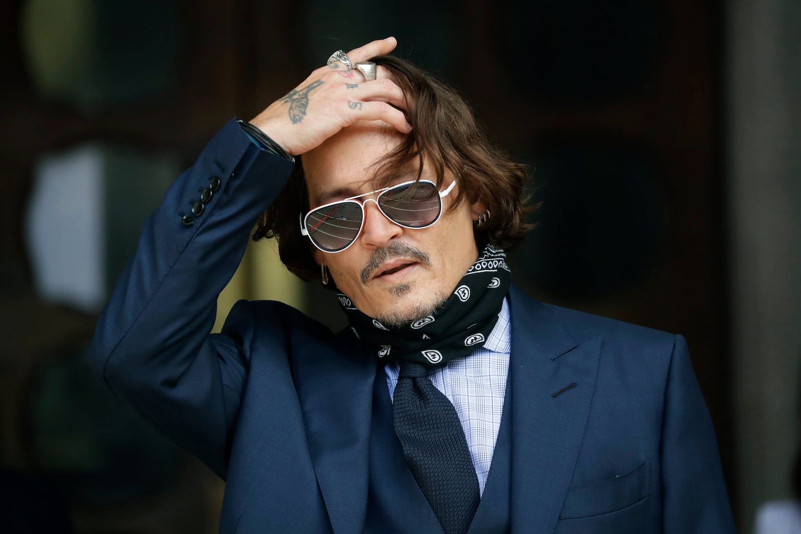 Джонни Депп заключил контракт с Dior на 20 миллионов долларов