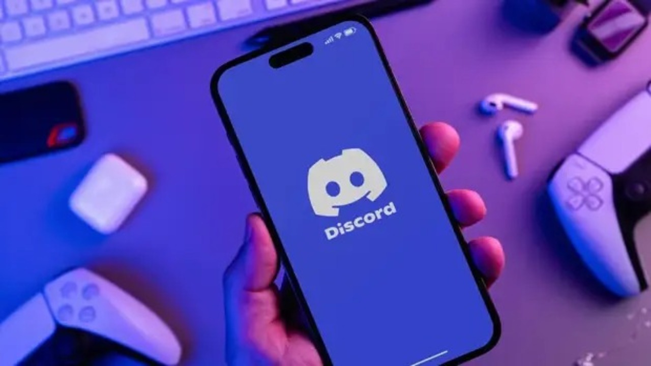 В сети появились боты, оправдывающие блокировку Discord