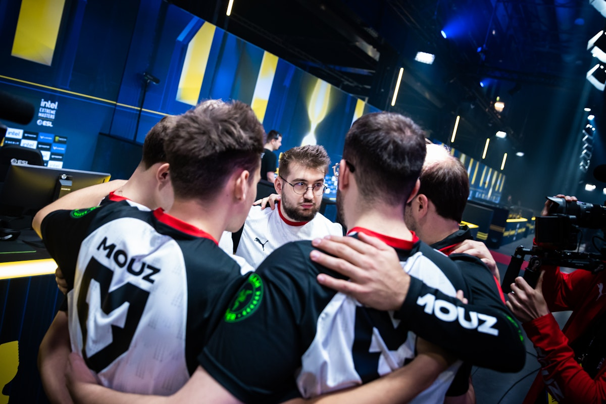 MOUZ – Team Vitality: кто начнёт плей-офф IEM Cologne 2024 с полуфинала?