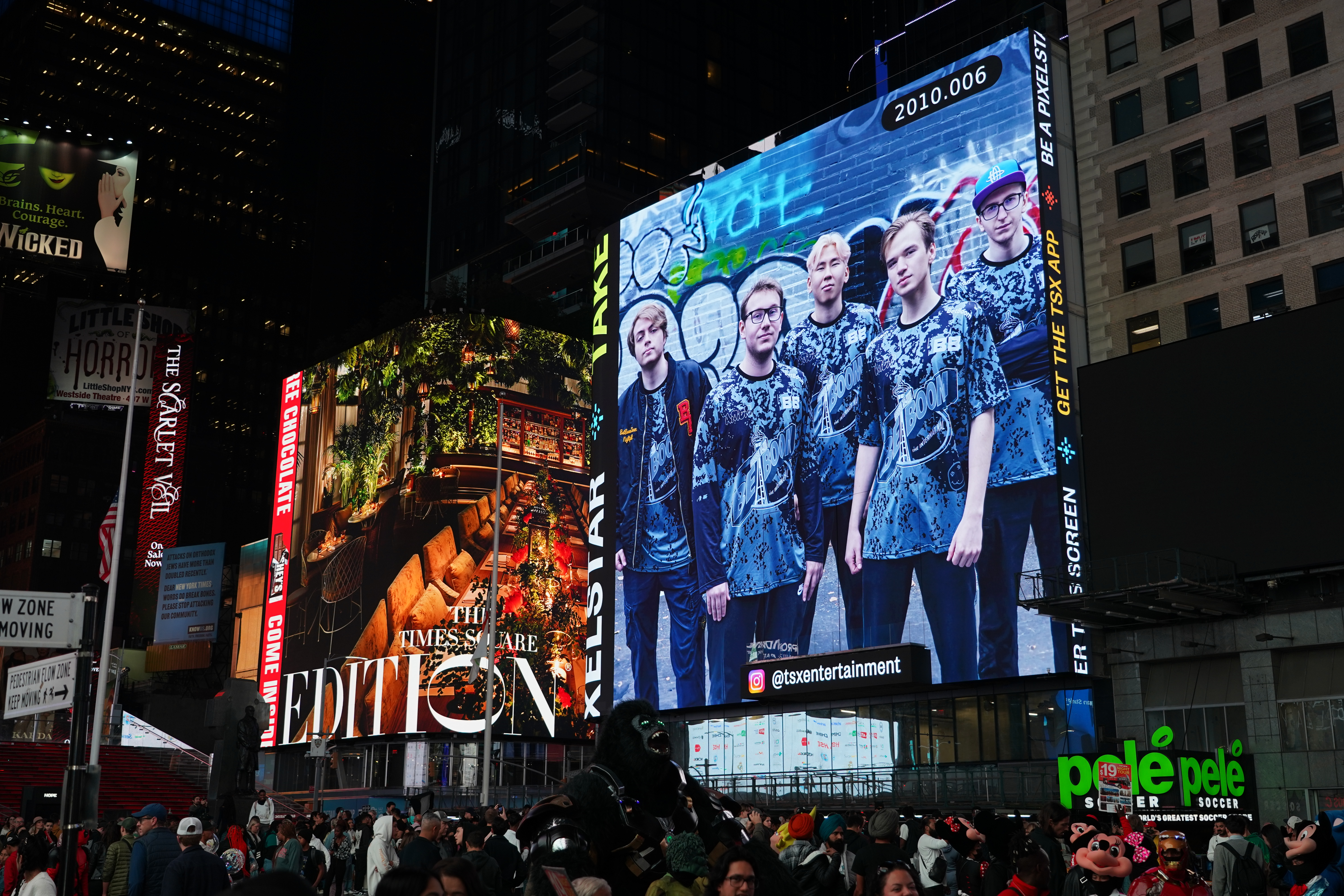 BetBoom Team на Times Square