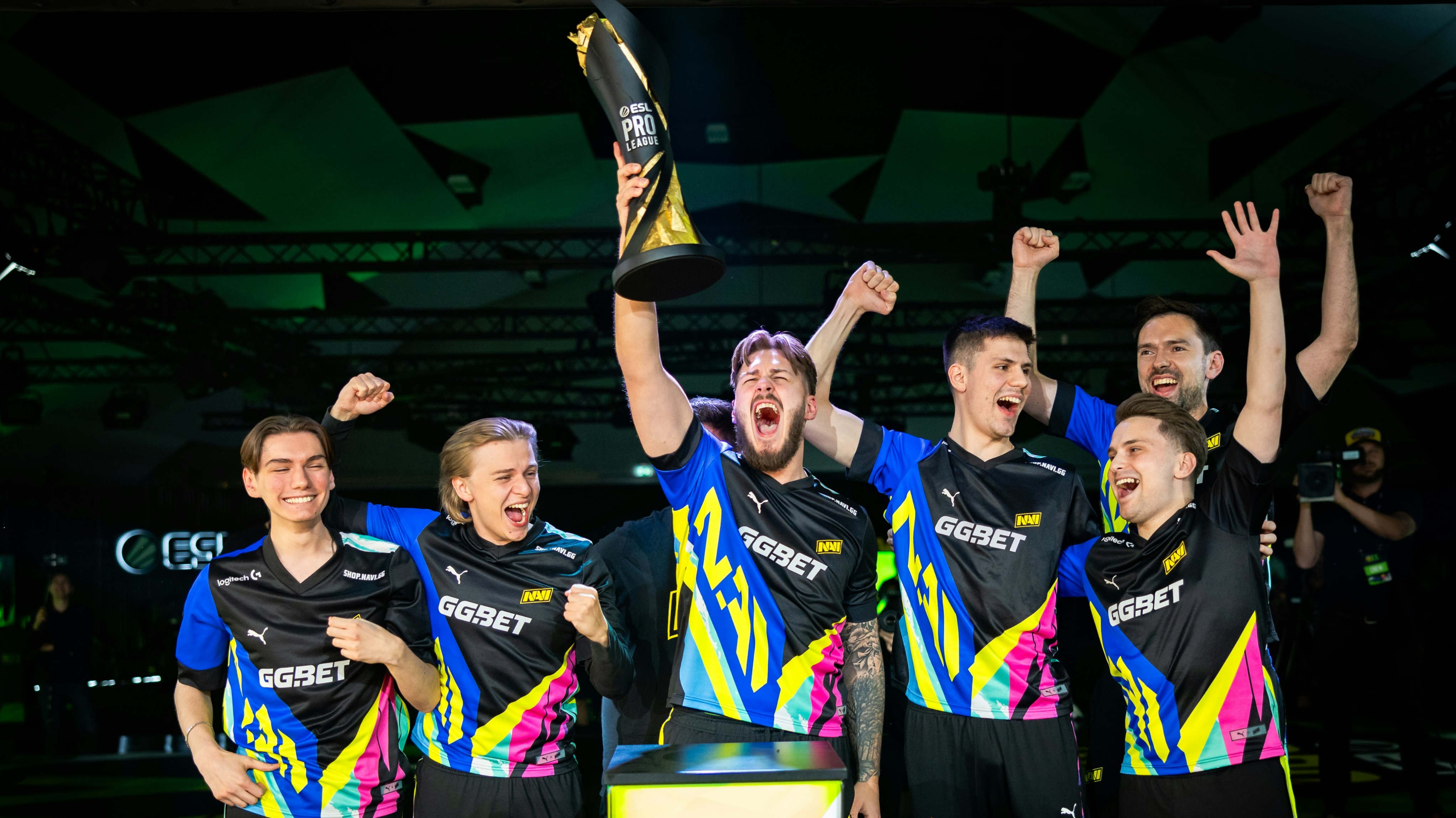 Natus Vincere – Team Falcons: чемпионы EPL без проблем начнут новый поход за трофеем