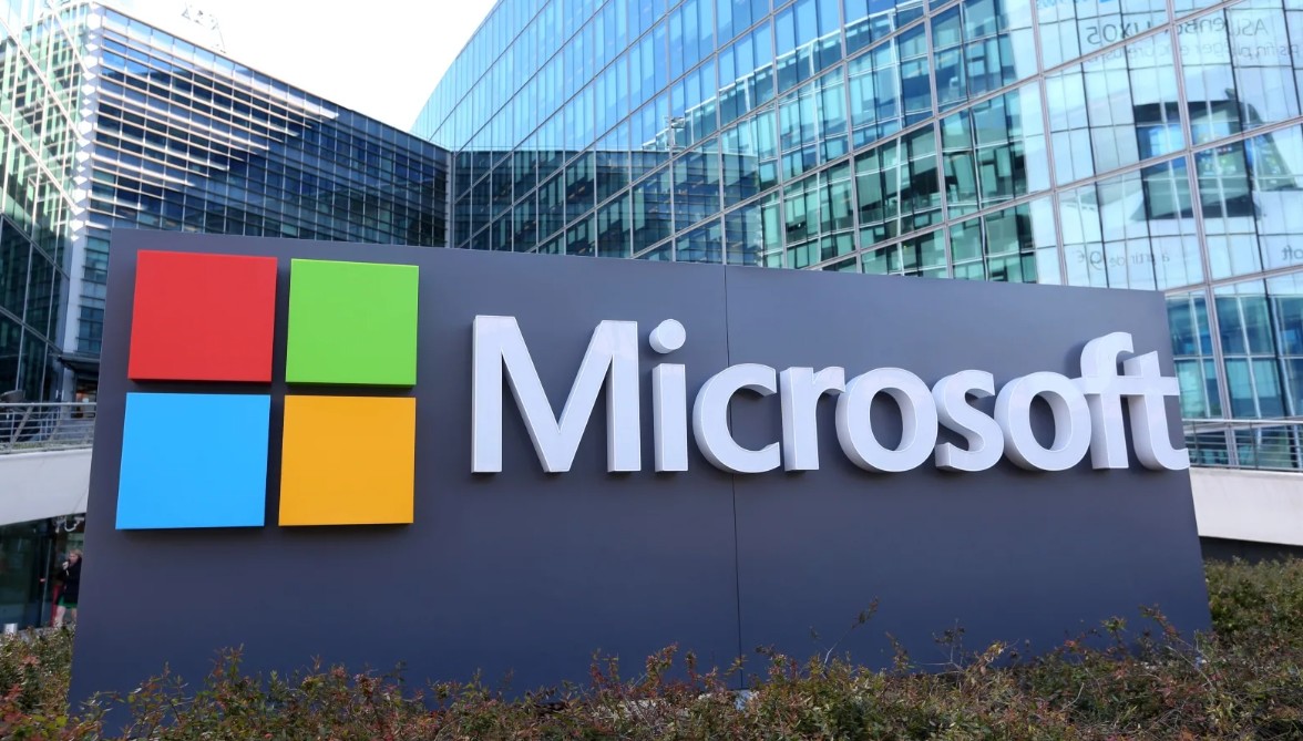 Инсайдер: увольнения в Microsoft затронули выпуск игр Xbox на дисках